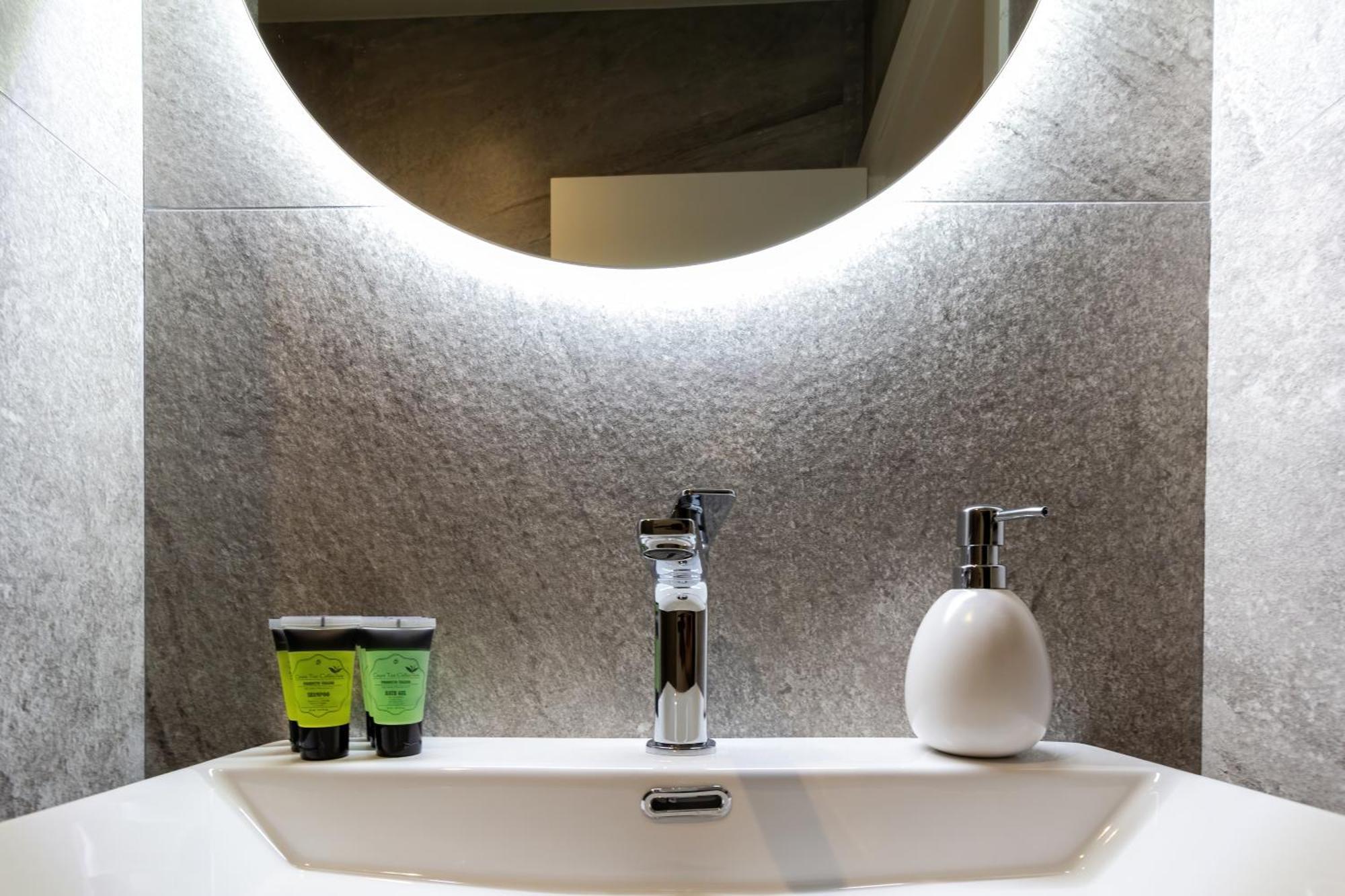 Feelathome O'Donnell Apartments Seville Ngoại thất bức ảnh
